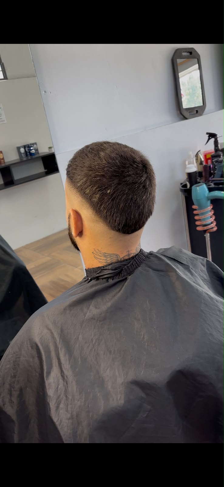 Degradado bajo con textura en la parte superior