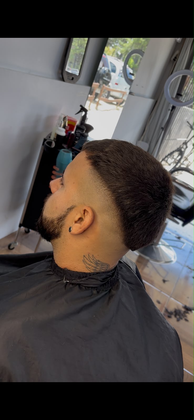 Skin fade de perfil